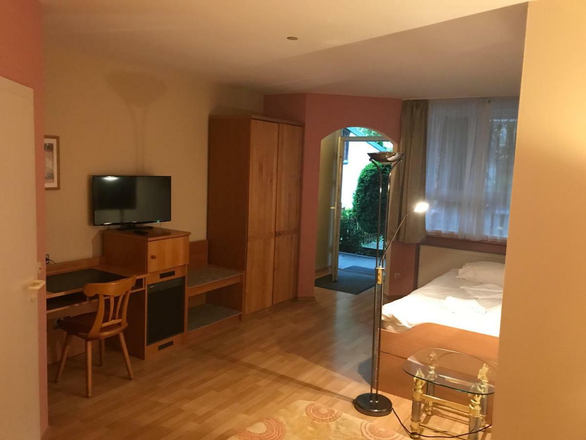 Hotel Korfu Geiselhoring Exteriér fotografie